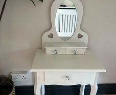 Kids Victorian Dressing Table