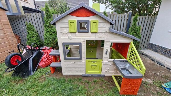 Kids Playhouse