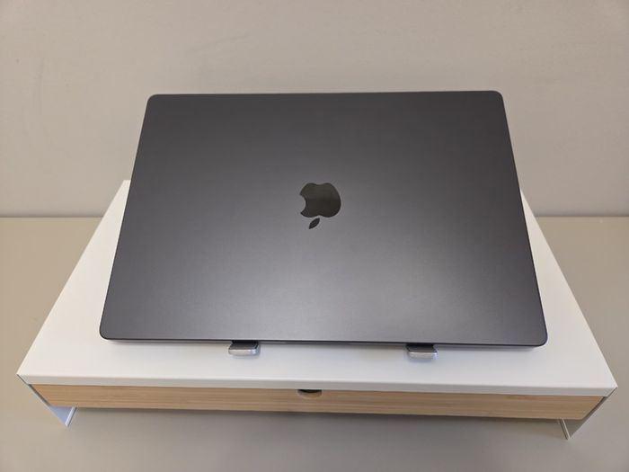 MacBook Pro (M3 Pro) 16 inches 18GB