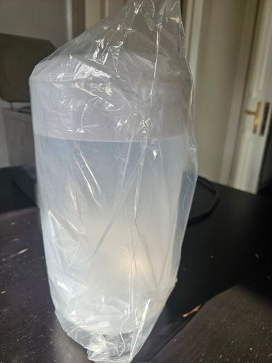 New 2.5l jug