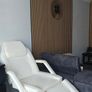 Adjustable beauty salon bed Image 2
