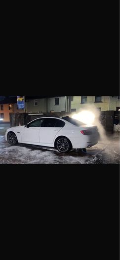 Bmw 520d Luxury  8,500 Ono