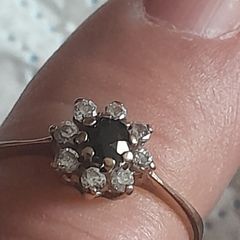 ladies 9ct gold ring