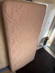 Single mattress
