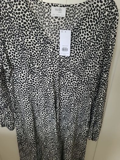 Wallis size 16 dress