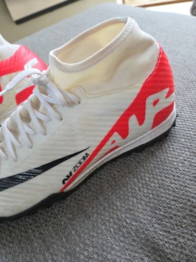 Nike skin air zoom football boots uk9