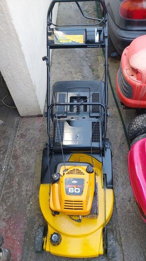Self drive PRIMAVERA 55OS petrol lanwmower for sale.