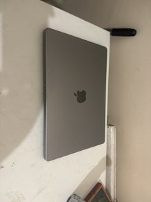 MacBook Pro 14"