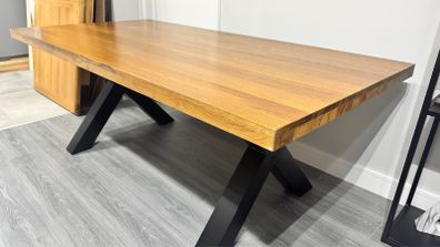 Ex Display 200cm Heavy Oak Dining Table