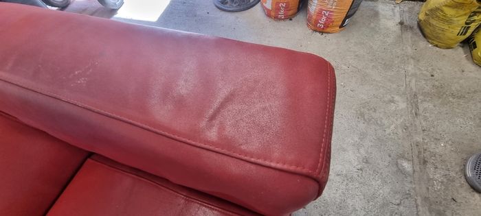 SOFA beautiful red leather
