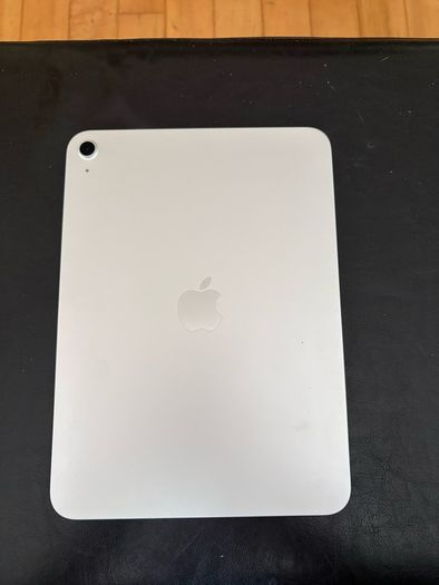 iPad A16 / 128GB silver