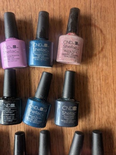 CND shellac bail varnish