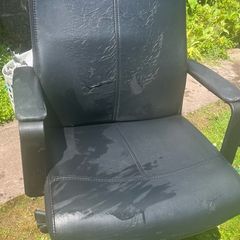 Free Chair