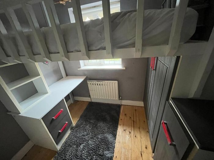 loft bed