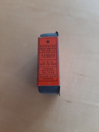 Dunlop cycle repair/Schrader tins