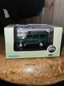 Oxford Diecast Land Rover Defender 1.76 Scale