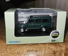 Oxford Diecast Land Rover Defender 1.76 Scale