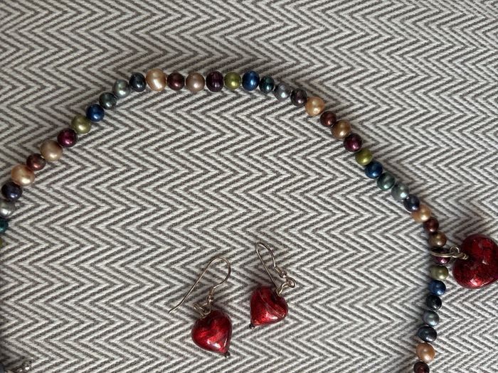 Necklace/Earrings Set - Coloured Pearls