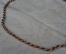 9k Gold Twisted Rope Chain(22",9 grams)