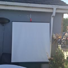 projector screen for indoor and outdoor use