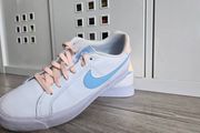 Nike court royale women shoes