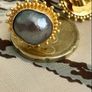 Carolyn Tyler Designer 22ct Gold & Tahitian Pearl Earrings Image 7