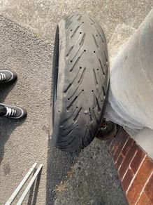 Michelin road 5 gt 180/55/17