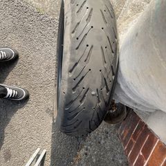 Michelin road 5 gt 180/55/17