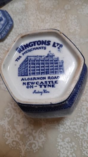 Antique Ringtons tea cady