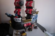 Fisher Price Imaginext Black/Red Pirate Ship 2006