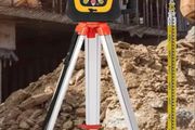 Rechargeable 360 Rotation Laser Level Auto Self-Leveling Vertical Horizontal Scanning Professional Measurement Construction Tool kit with receiver etc