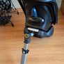MAXI COSI carry cot and isofix Image 2