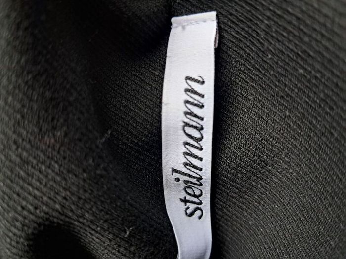skirt..knee length...steilmann brand