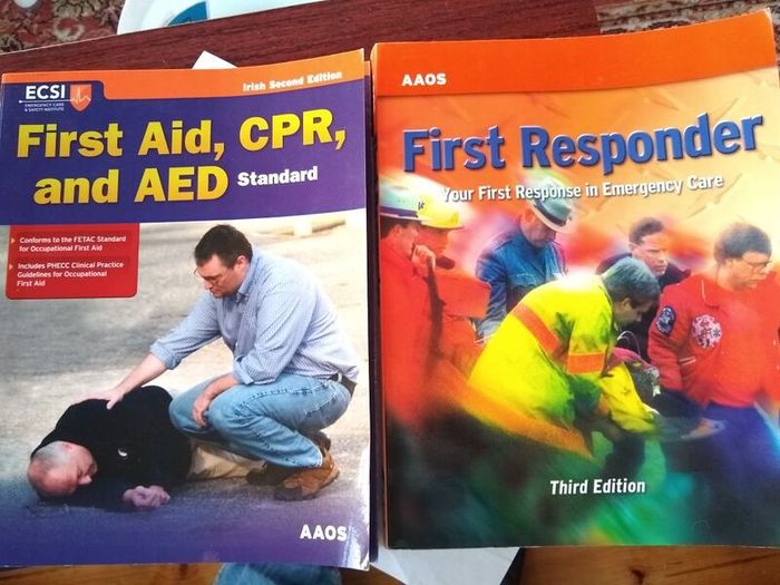 AAOS First Responder course books