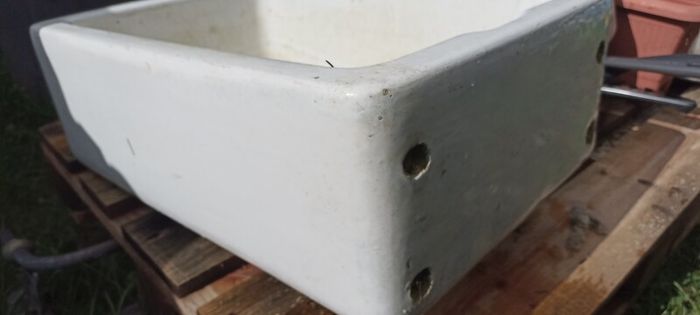 Belfast Sink.