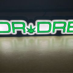 DR.DRE Lightbox