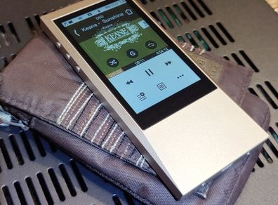 Astell & Kern AK Jr DAP player