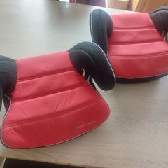 2 booster seats