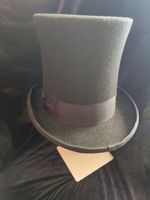 top hat