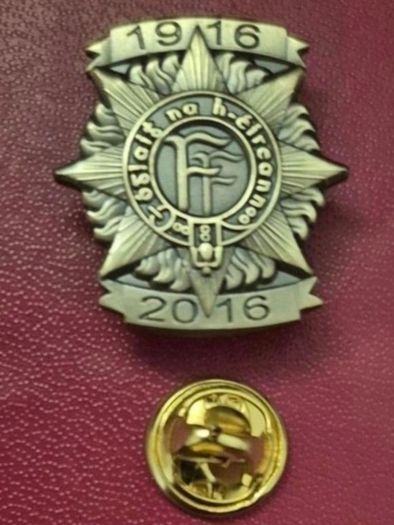 Irish military 1916/2016 commerative badge.