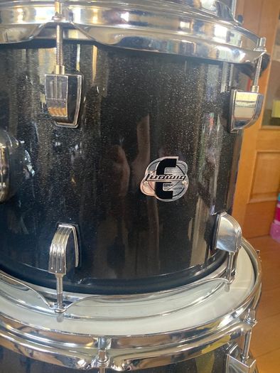 Nearly new Ludwig Evolution and Backbeat Snare Drum 14" and 10/12/16 toms in stunning Black Sparkle Wrap