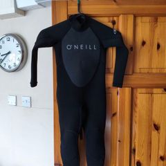 O'Neills Reactor II 5/3 Children's Wetsuit. Age 4,5,6,7,8