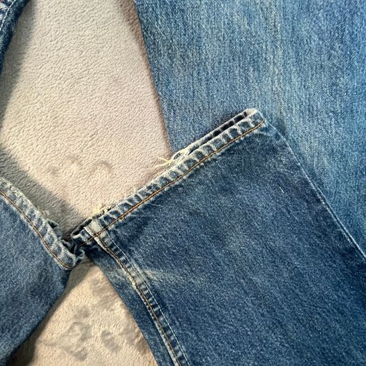 Levis 501 Vintage Made in UK W33 L32 Light Wash Blue Jeans 90s - Distressed
