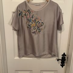 top zara oriental embroidery front size small