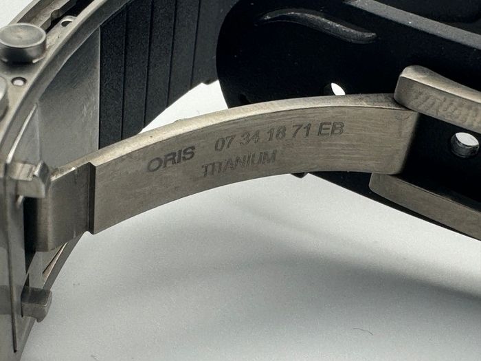 ORIS Titanium AQUIS automatic