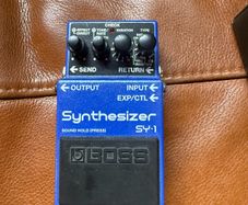 Boss SY-1
