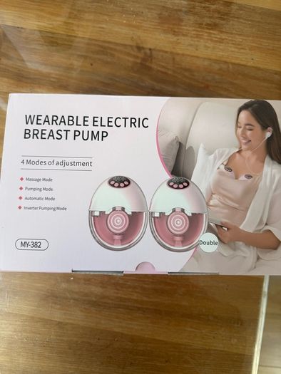 Wearable breast pump