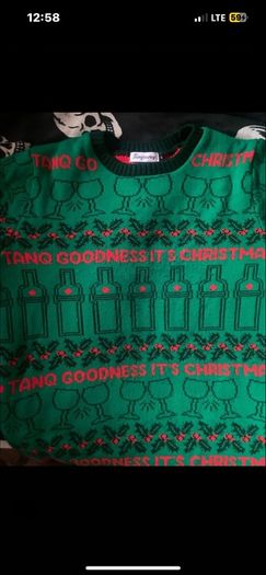 Christmas sweater Tanqueray size large