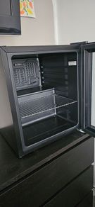 48 Litre Drinks Fridge