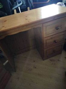 Dressing table/ Desk